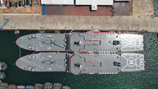 印尼海軍服役2艘海上基地艦,最大自持力20天,計劃建造12艘 印尼海軍服役2艘海上基地艦,最大自持力20天,計劃建造12艘