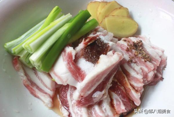 炸酥肉：調麵糊不能放水！教您正確做法，外酥裡嫩，味道正宗​