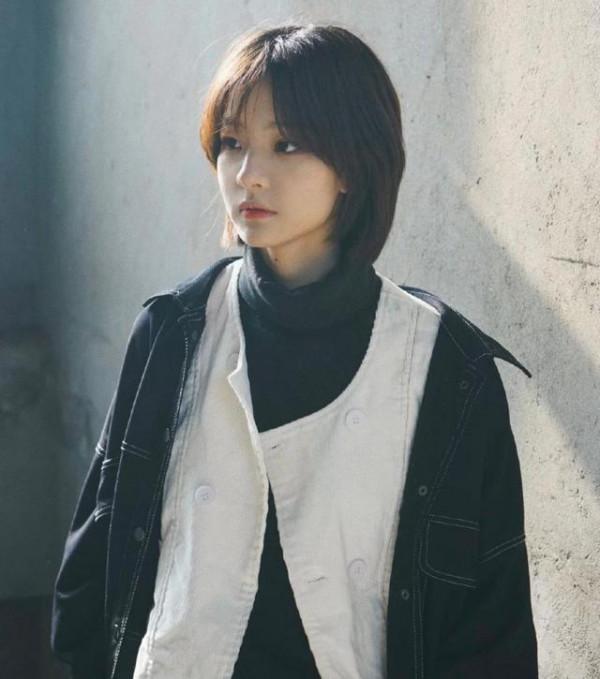 發縫寬、髮際線後移的女生,多試試這幾款髮型,年輕氣質顯髮量 發縫寬、髮際線後移的女生,多試試這幾款髮型,年輕氣質顯髮量