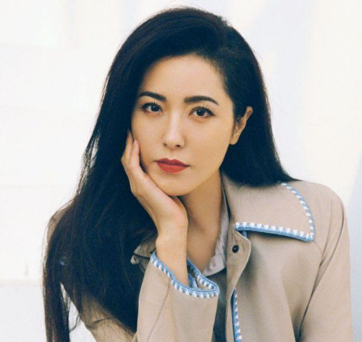 自然老去的10位女星，多人至今未婚未育，最大者100歲，最小45歲