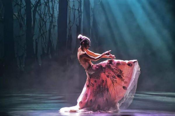 真的就不怕孤獨嗎？漂亮又多金卻獨自到老的女星，有的很讓人心酸