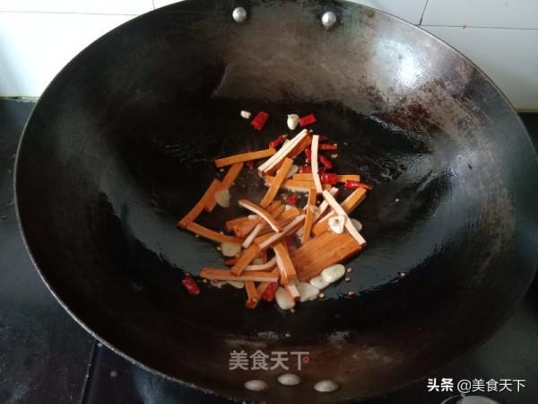 香乾像我這樣炒，兩碗米飯都不夠吃