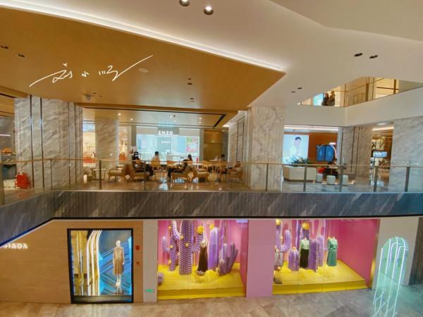 上海浦東有一家老牌商場，關店兩年升級改造，如今變得高階感滿滿