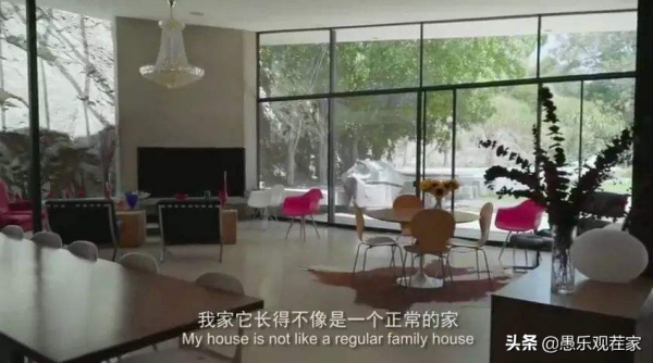 馬伯騫深夜帶兩女返家，其中一位次日離開，本人回應只是同事