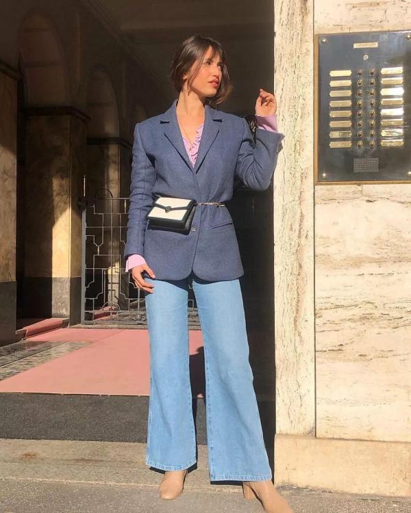 董卿接班人居C位,央視“六公主”主持團首合體!統一藍裝太養眼 董卿接班人居C位,央視“六公主”主持團首合體!統一藍裝太養眼