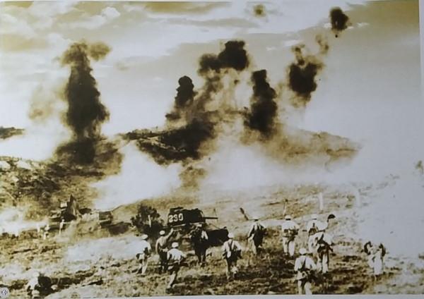 金城戰役：志願軍半小時打出2000噸炸藥，美軍：我坐看你鞭打韓軍