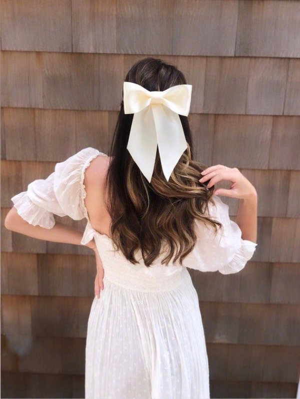 時尚搭配造型也很重要!優雅髮帶造型搭配,學會了氣質瞬間提升 時尚搭配造型也很重要!優雅髮帶造型搭配,學會了氣質瞬間提升