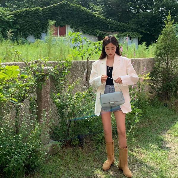 每季都在期待她:穿搭教科書車靜媛的秋日著裝,果然沒讓人失望 每季都在期待她:穿搭教科書車靜媛的秋日著裝,果然沒讓人失望