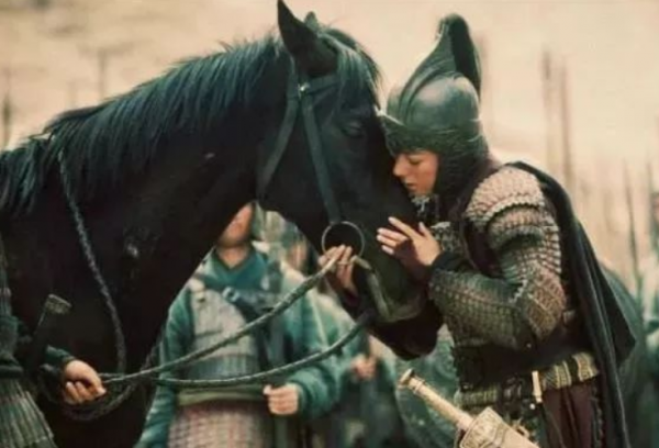 清朝有一個女子效仿花木蘭，女扮男裝去從軍，結果沒多久便懷孕了