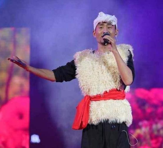 那些年歌壇曇花一現的5位歌手,如今早已無人問津,你還記得幾個 那些年歌壇曇花一現的5位歌手,如今早已無人問津,你還記得幾個