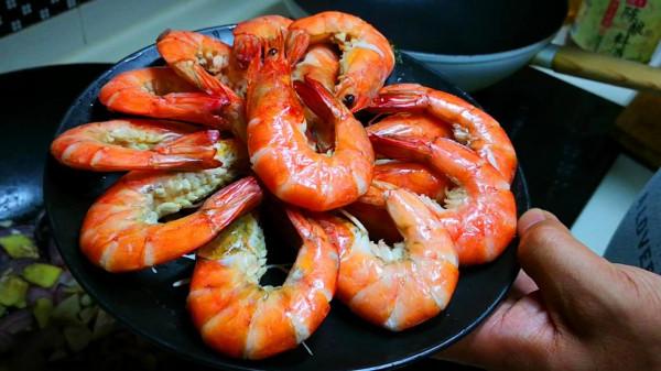 做大蝦，最忌加水煮，教你正確做法，蝦肉細膩不柴，味道鮮美不腥