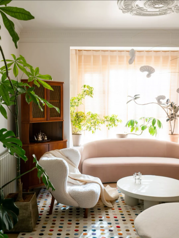 90後北京女孩的家太“哇塞”了！58W裝60m²，卻把一半面積給臥室