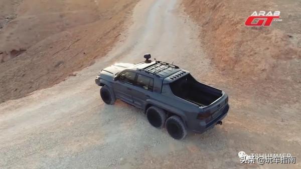 迪拜土豪將豐田陸地巡洋艦LC200改成了皮卡，還是六驅的