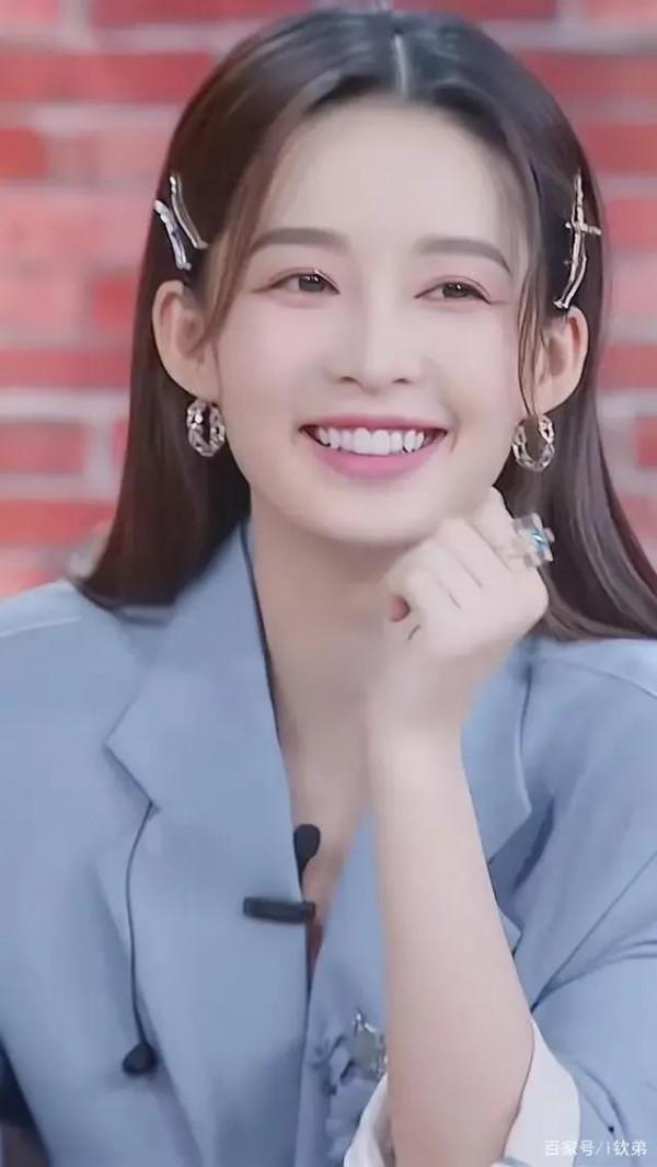 李沁和白鹿組圖