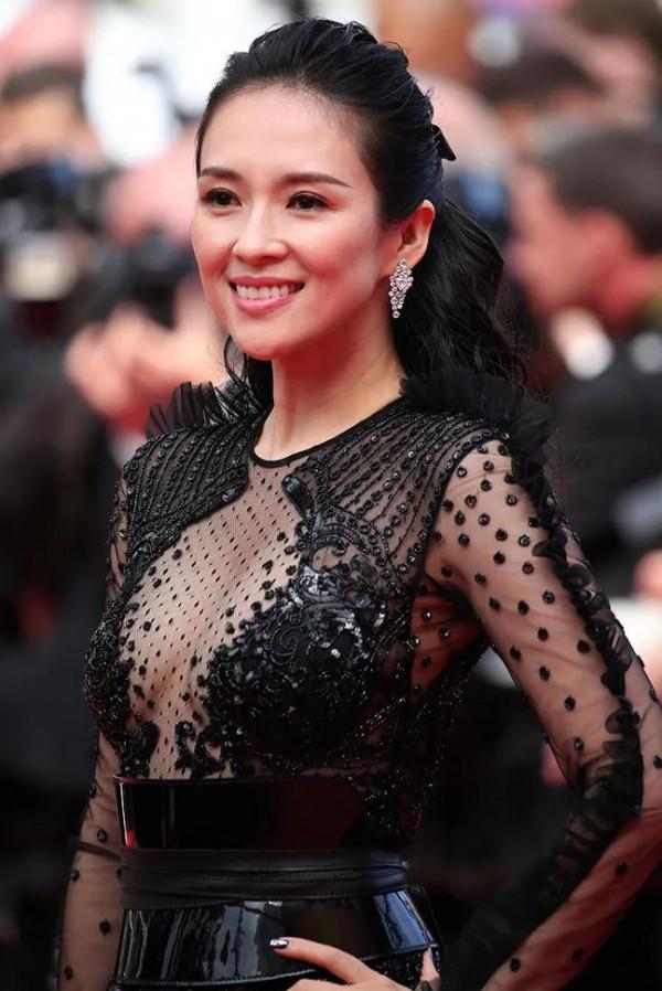 最美“謀女郎”章子怡