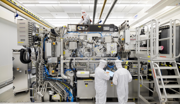 比光刻機更讓人痛心!全球晶片專家名單曝光,前6名都來自中國 比光刻機更讓人痛心!全球晶片專家名單曝光,前6名都來自中國