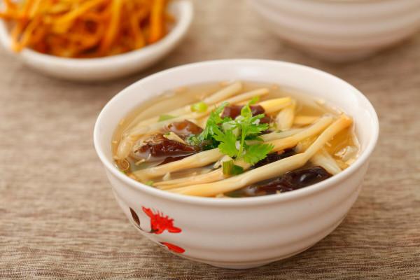 千呼萬喚:這5種食物,蕁麻疹患者可以多吃些 千呼萬喚:這5種食物,蕁麻疹患者可以多吃些