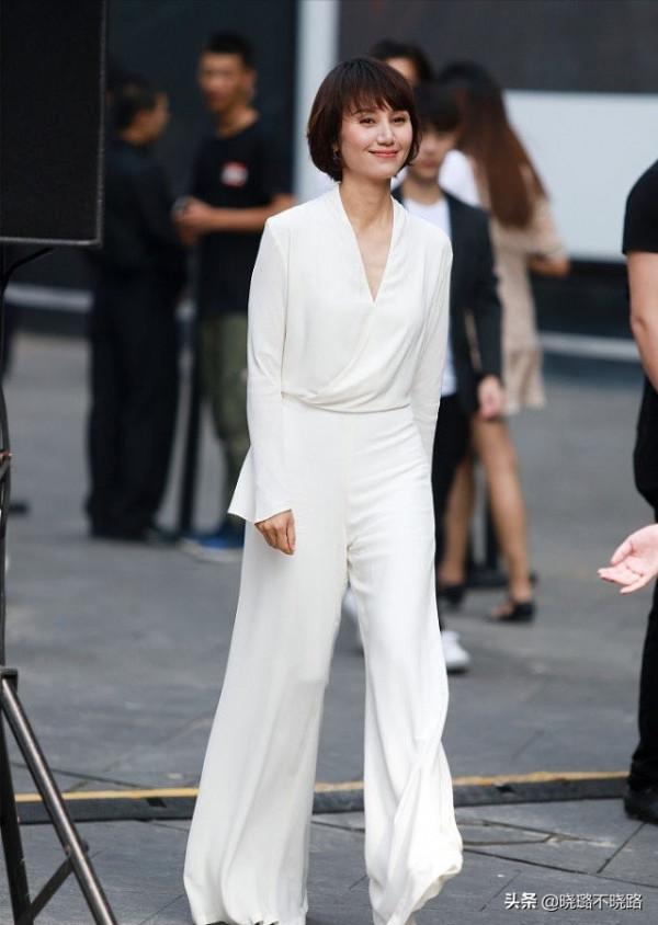 奔四奔五的女人,儘量少穿這5種“裝嫩色”,顯胖俗氣還掉價 奔四奔五的女人,儘量少穿這5種“裝嫩色”,顯胖俗氣還掉價