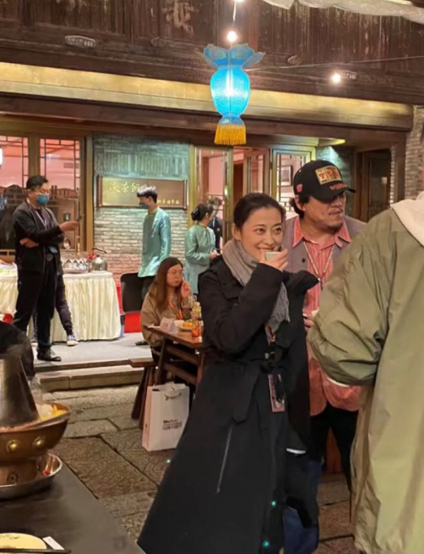 女明星現身烏鎮太亮眼:梅婷真人驚豔臉超小,視後童瑤又瘦又白 女明星現身烏鎮太亮眼:梅婷真人驚豔臉超小,視後童瑤又瘦又白