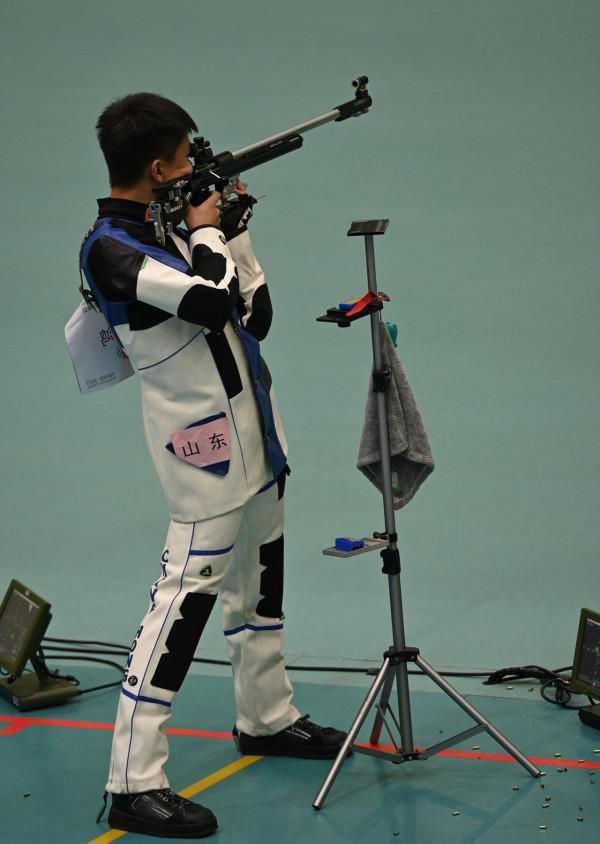 射擊——男子50米步槍3種姿勢決賽：張常鴻奪冠