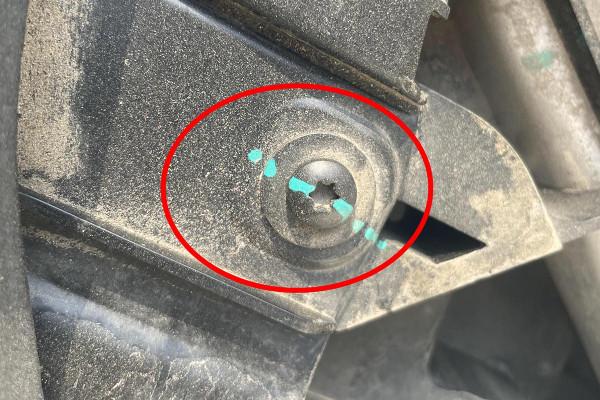 16萬買個車標玩兒？官方認證賓士GLA200，銷售原話：這車沒修過