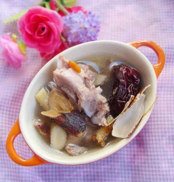 對廣東人來說,吃飯最重要的環節就是喝湯,教你十種靚湯做法 對廣東人來說,吃飯最重要的環節就是喝湯,教你十種靚湯做法