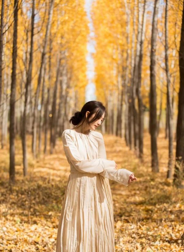 有喜歡王鷗的嗎？這麼看確實和楊冪有的一拼