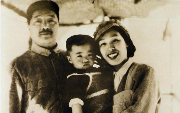 49年新中國成立後,十大元帥夫人擔任什麼職務,1955年有幾人授銜 49年新中國成立後,十大元帥夫人擔任什麼職務,1955年有幾人授銜