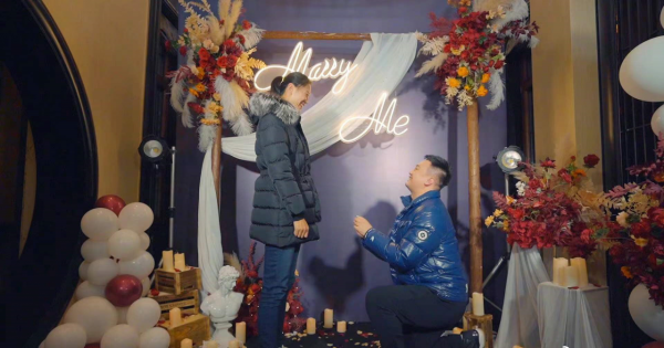 恭喜!又一世界冠軍求婚成功,單膝下跪送鴿子蛋,相戀5年終圓夢 恭喜!又一世界冠軍求婚成功,單膝下跪送鴿子蛋,相戀5年終圓夢