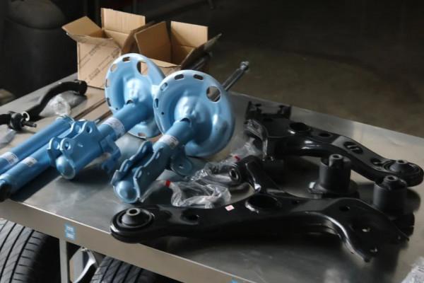 「情懷玩車」翻新一輛2008年的&OpenCurlyDoubleQuote;豐田子彈頭&rdquo;，經典老車再復活