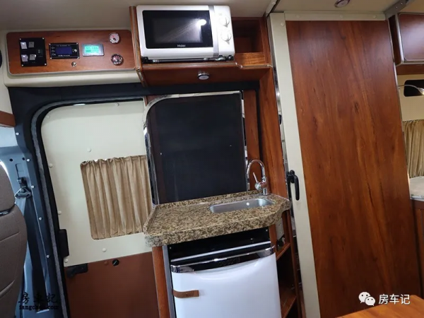 想要說走就走的旅行？怎麼能缺少一輛房車！實拍途酷D590房車