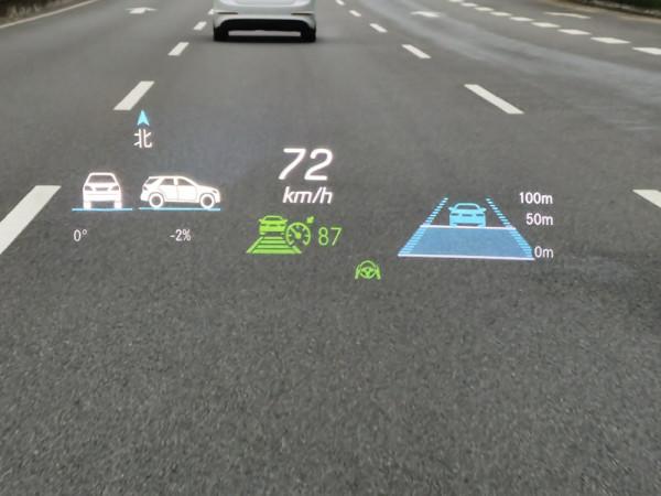 21款賓士GLS450改裝HUD抬頭顯示，什麼情況才會有重影？