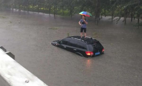 泡水車還分幾種?這樣的二手車還能不能買? 泡水車還分幾種?這樣的二手車還能不能買?