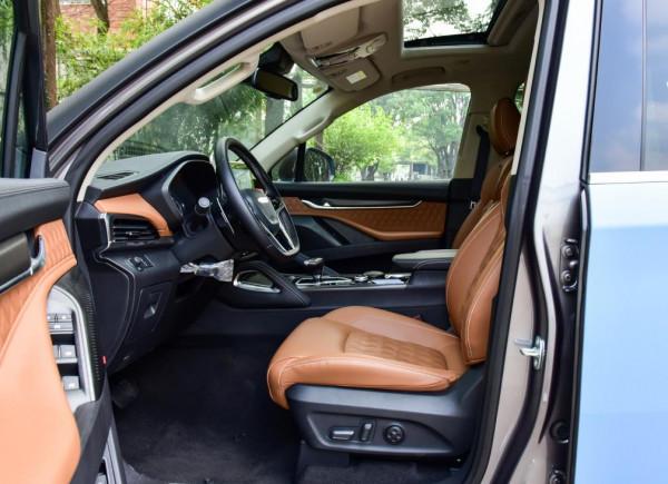 想花20幾萬買中大型SUV，繞不開這三款，質量好動力強油耗低