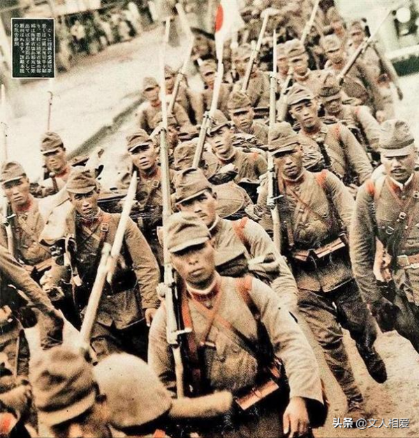 丁盛隻身營救被敵人包圍的二百人,連長感激地說,丁大膽名不虛傳 丁盛隻身營救被敵人包圍的二百人,連長感激地說,丁大膽名不虛傳