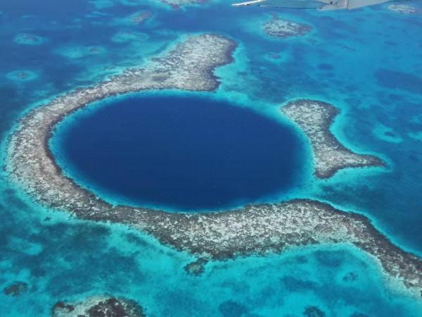 世界自然遺產——貝里斯大藍洞 世界自然遺產——貝里斯大藍洞