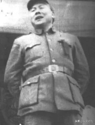 1934年，一“乞丐”硬闖根據地被攔，周總理見後驚呼：怎麼是你？