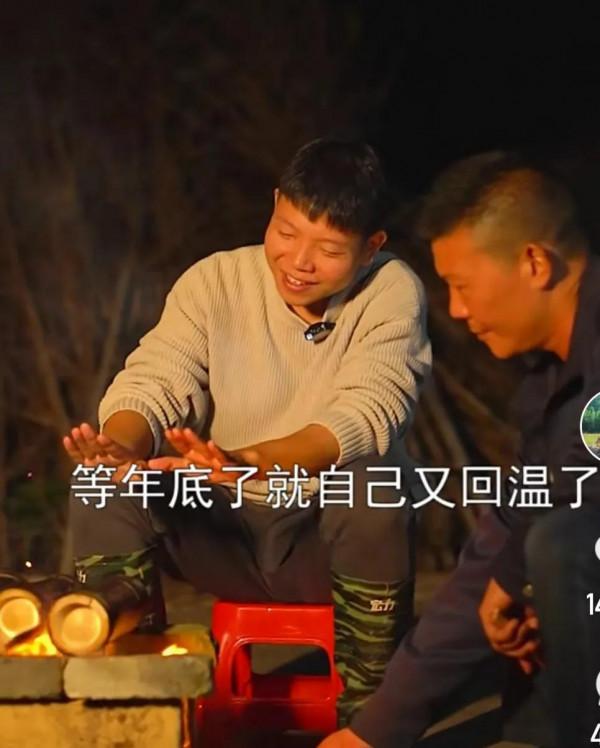 阿俊的二哈小年年跑丟了,大家幫忙找找 阿俊的二哈小年年跑丟了,大家幫忙找找