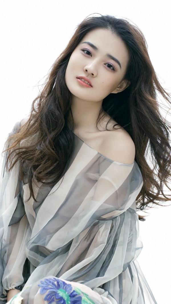 11年軍齡的徐璐:委婉大方美麗動人 11年軍齡的徐璐:委婉大方美麗動人