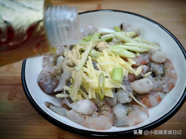 菜市場碰到它，一定多買點，入鍋一炸酥香鮮嫩，越嚼越香，真解饞