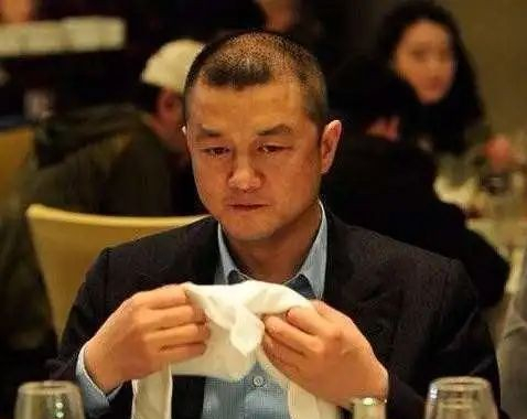 10位中年男星“禿頂”大賞:沙溢、聶遠頭頂稀疏,最意外是彭于晏 10位中年男星“禿頂”大賞:沙溢、聶遠頭頂稀疏,最意外是彭于晏