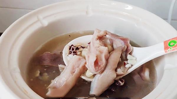 &OpenCurlyDoubleQuote;秋吃水八仙，賽過小神仙&rdquo;，別忘吃這8種食材，健脾潤肺過好秋