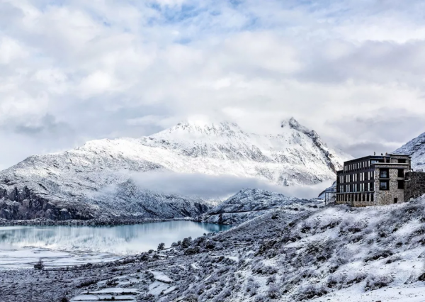 為什麼我勸你一定要在冬天去西藏