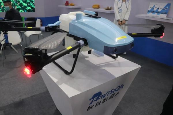 無人拖拉機 無人艇 無人飛機 數字系統，國際農機展上樣樣有