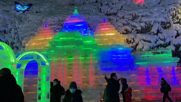 2022跟我去龍慶峽看冰燈