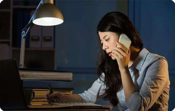 老人立遺囑將房子留給侄女，侄女卻被老人女兒告上法庭…