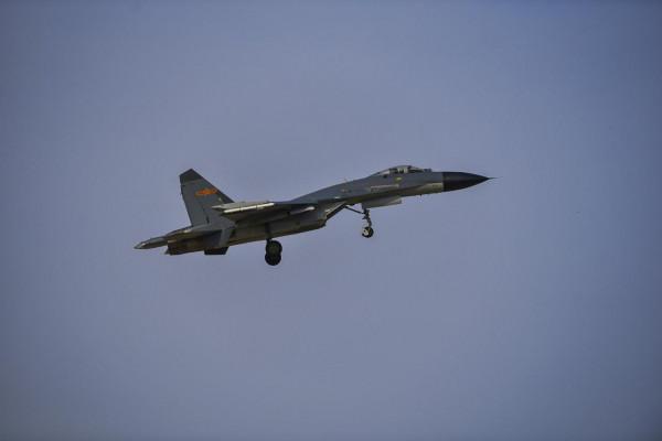 高燃大圖！直擊空軍航空兵某團紅藍對抗訓練