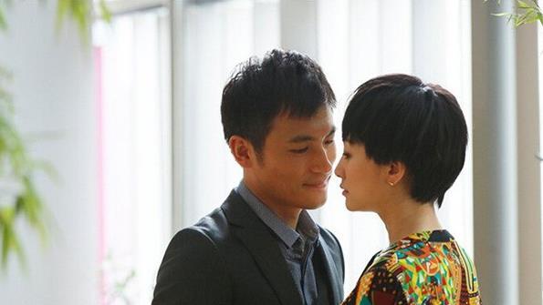 耿樂:拋棄相戀8年的孔琳,轉身愛上柯藍,今47歲偷偷結婚生一子 耿樂:拋棄相戀8年的孔琳,轉身愛上柯藍,今47歲偷偷結婚生一子