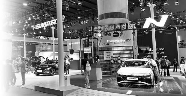 多家車企開門紅 新能源車開啟加速跑模式