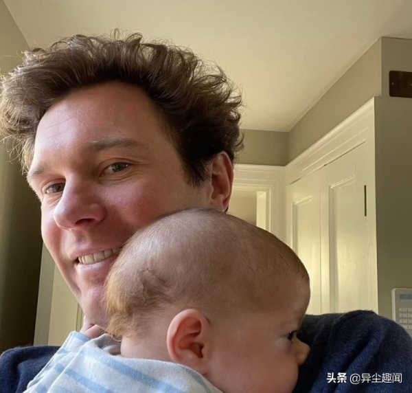 與曾祖母女王在一起!盤點一下英國女王伊麗莎白二世的12個曾孫 與曾祖母女王在一起!盤點一下英國女王伊麗莎白二世的12個曾孫